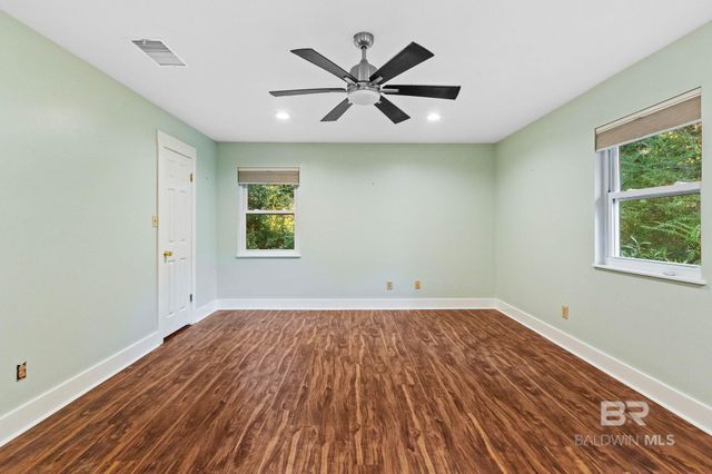 802 Pinewood Court, Daphne, AL 36526