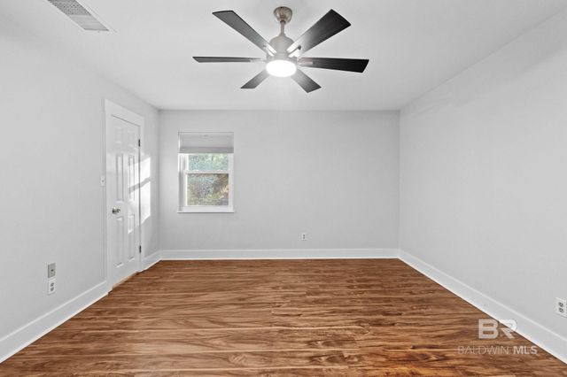 802 Pinewood Court, Daphne, AL 36526