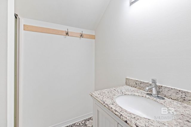 802 Pinewood Court, Daphne, AL 36526