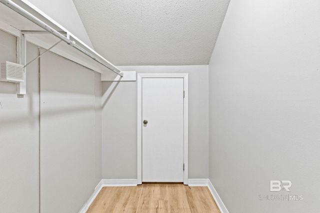 802 Pinewood Court, Daphne, AL 36526