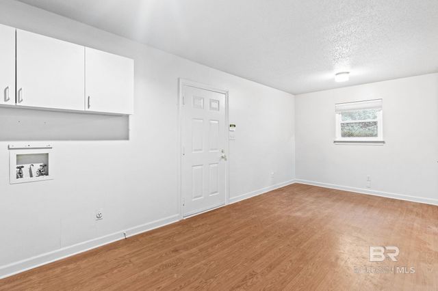 802 Pinewood Court, Daphne, AL 36526