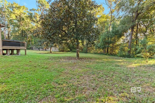 802 Pinewood Court, Daphne, AL 36526