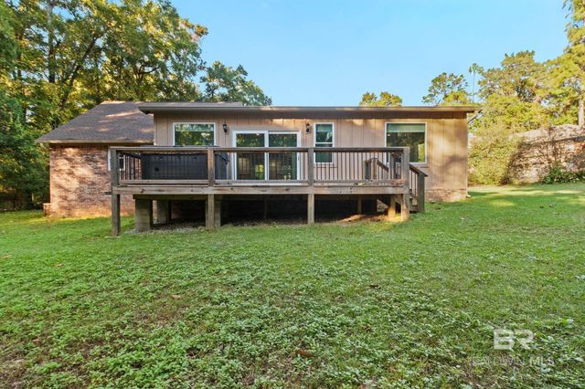 802 Pinewood Court, Daphne, AL 36526