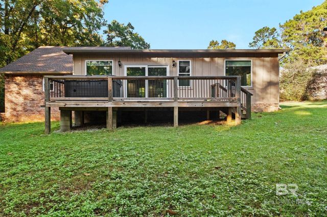 802 Pinewood Court, Daphne, AL 36526