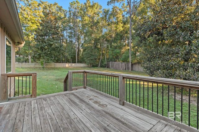 802 Pinewood Court, Daphne, AL 36526