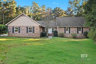 802 Pinewood Court, Daphne, AL 36526