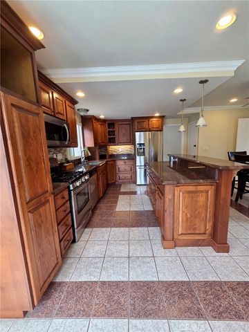 809 Plaza Mar, Chula Vista, CA 91910