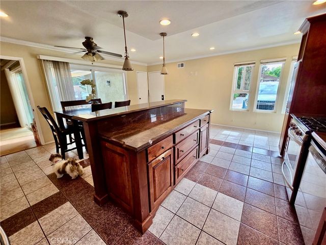809 Plaza Mar, Chula Vista, CA 91910