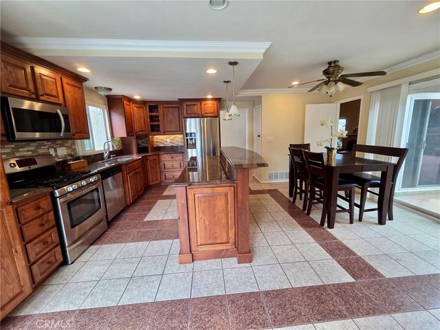 809 Plaza Mar, Chula Vista, CA 91910