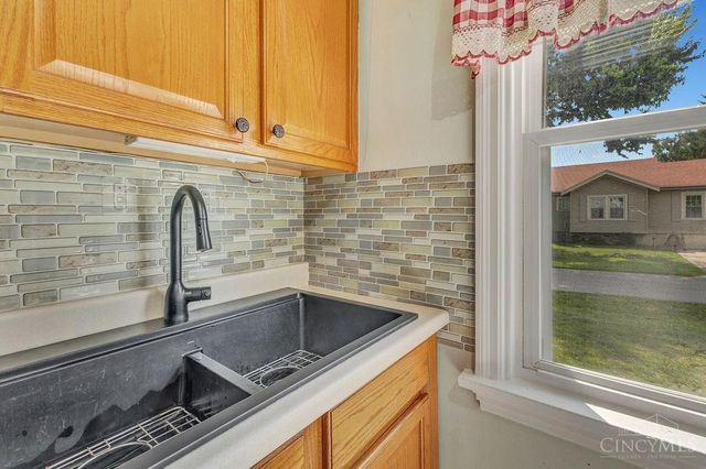 4300 Clifford Road, Deer Park, OH 45236