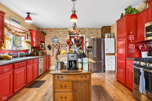 306 N High Street, Brownstown, IN 47220