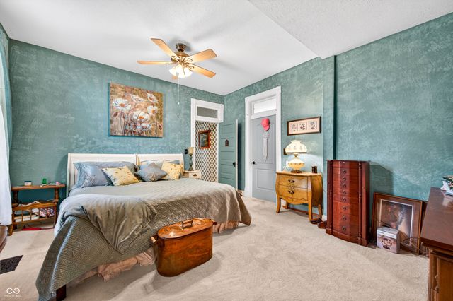 306 N High Street, Brownstown, IN 47220