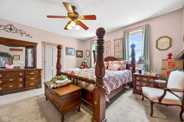 306 N High Street, Brownstown, IN 47220