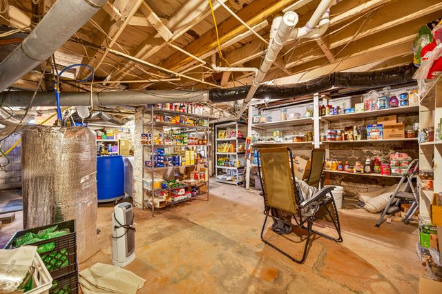 306 N High Street, Brownstown, IN 47220