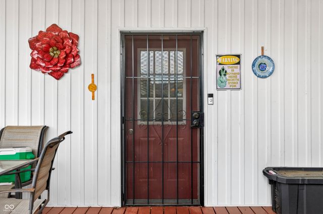 306 N High Street, Brownstown, IN 47220