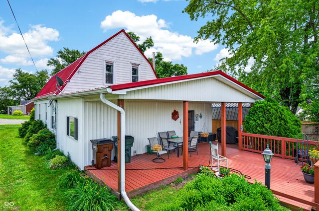 306 N High Street, Brownstown, IN 47220