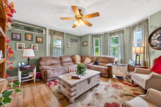 306 N High Street, Brownstown, IN 47220