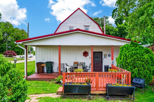 306 N High Street, Brownstown, IN 47220