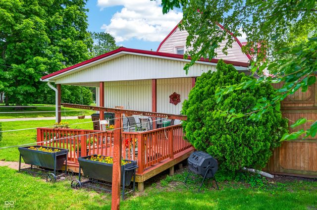 306 N High Street, Brownstown, IN 47220
