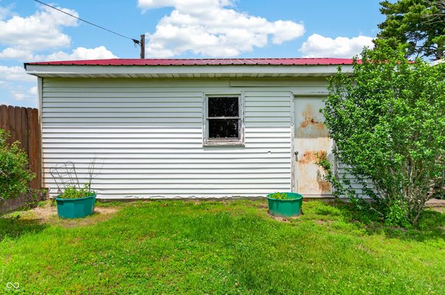 306 N High Street, Brownstown, IN 47220