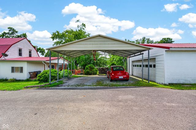 306 N High Street, Brownstown, IN 47220