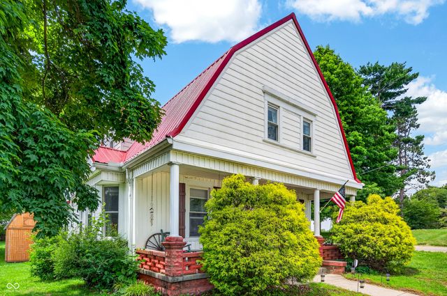 306 N High Street, Brownstown, IN 47220