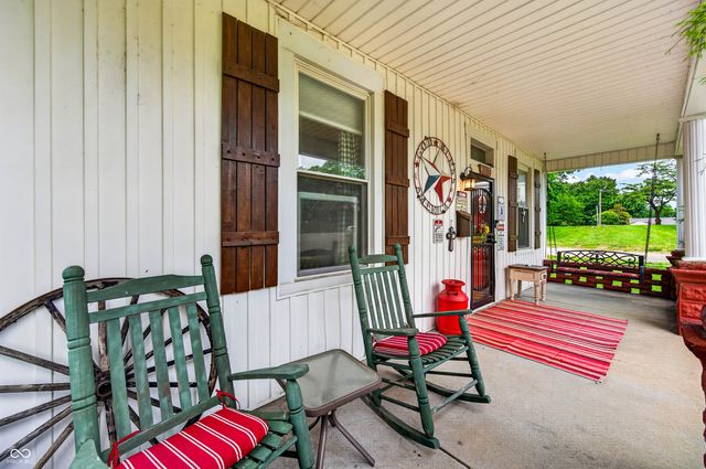 306 N High Street, Brownstown, IN 47220