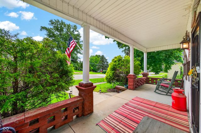 306 N High Street, Brownstown, IN 47220