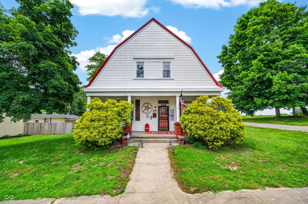 306 N High Street, Brownstown, IN 47220