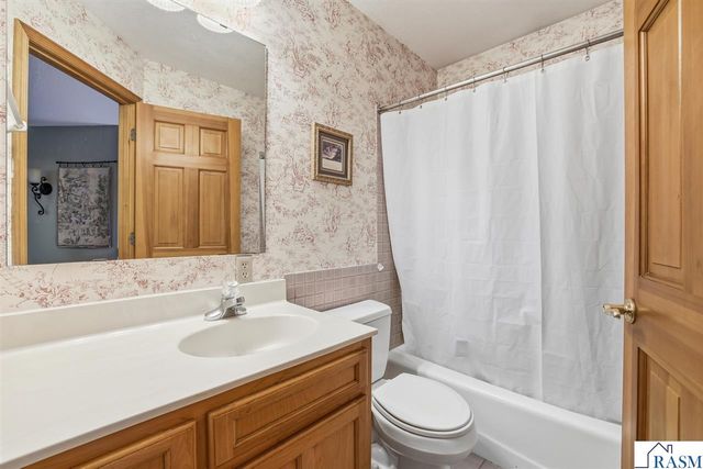 25507 208th Lane, Belle Plaine, MN 56011