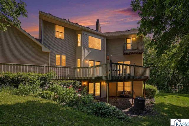25507 208th Lane, Belle Plaine, MN 56011