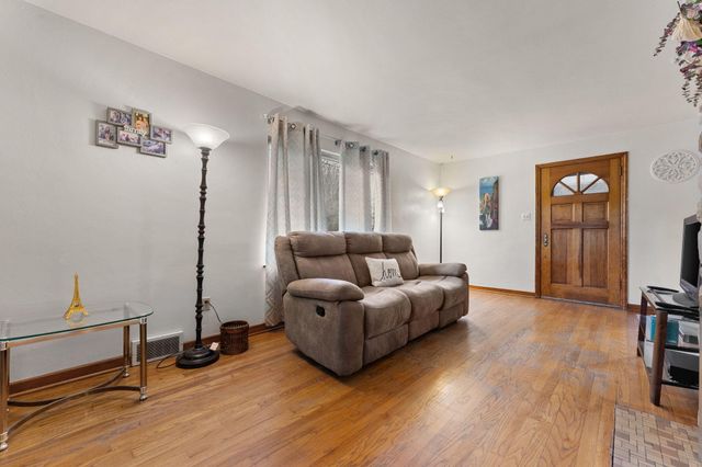 6435 Madison Street, Merrillville, IN 46410