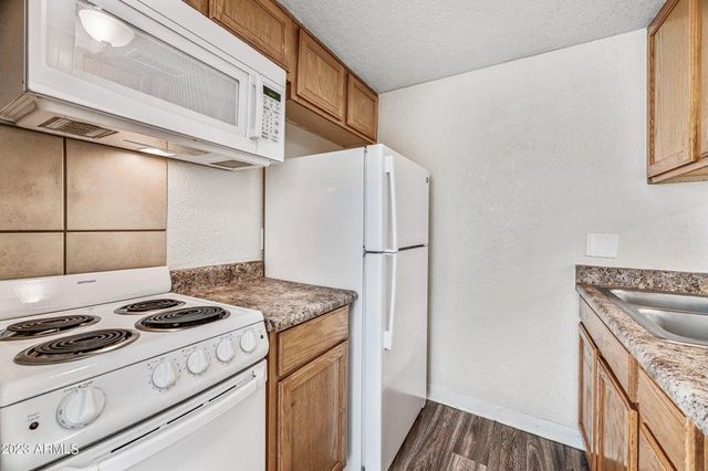 3141 E Cypress Street Apt 7, Phoenix, AZ 85008