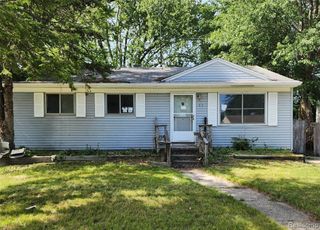 3719 Toepfer Road, Warren, MI 48091