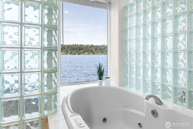 6409 Ripley Lane SE, Renton, WA 98056