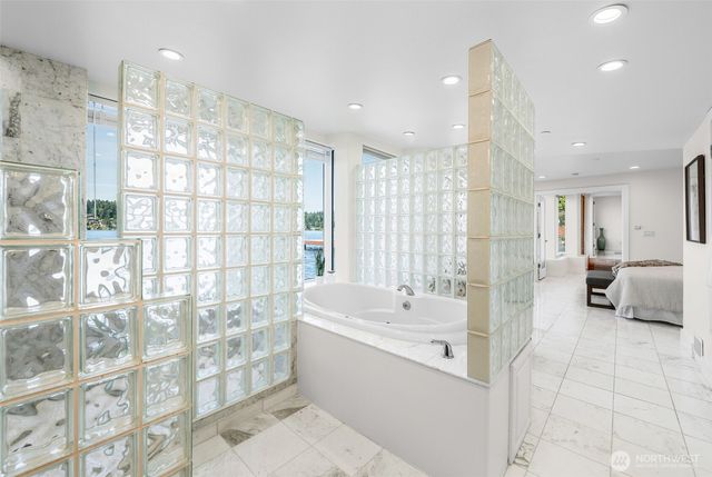 6409 Ripley Lane SE, Renton, WA 98056
