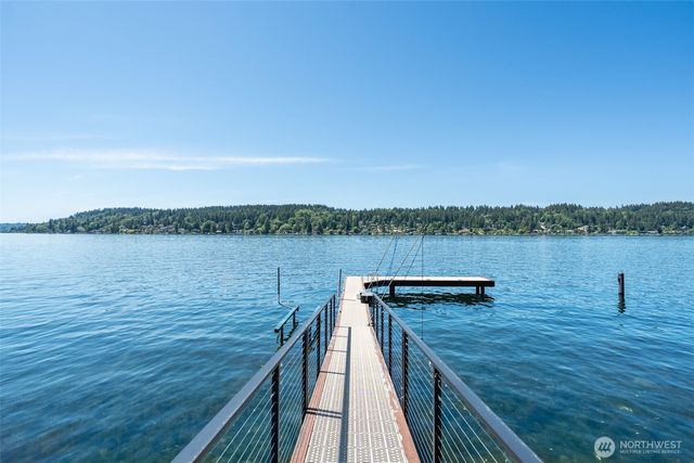 6409 Ripley Lane SE, Renton, WA 98056