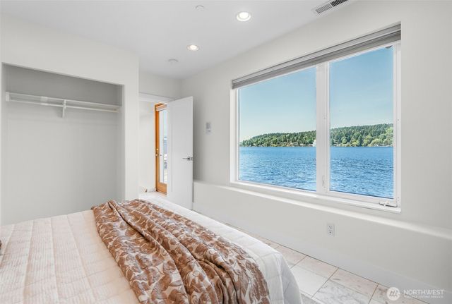6409 Ripley Lane SE, Renton, WA 98056