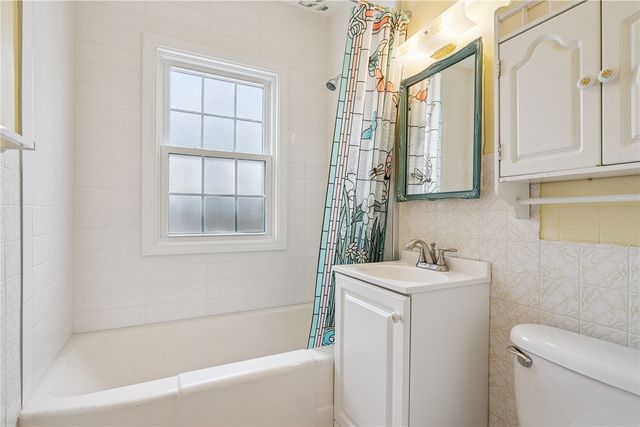 198 Forest Drive SE, Cedar Rapids, IA 52403