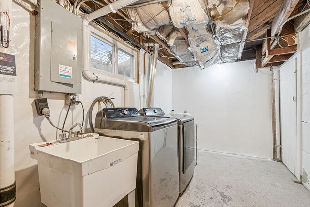 198 Forest Drive SE, Cedar Rapids, IA 52403