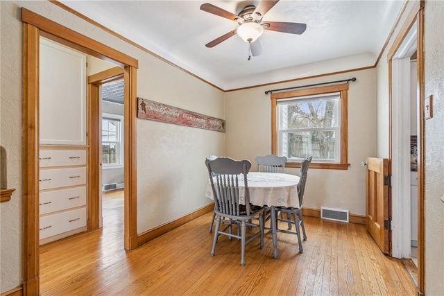 198 Forest Drive SE, Cedar Rapids, IA 52403