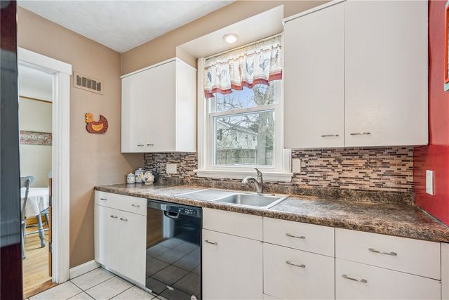 198 Forest Drive SE, Cedar Rapids, IA 52403