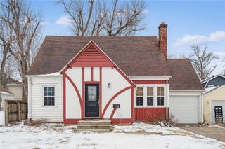 198 Forest Drive SE, Cedar Rapids, IA 52403