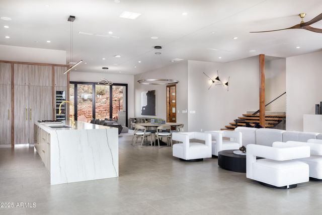 109 SUMMIT Way, Sedona, AZ 86336