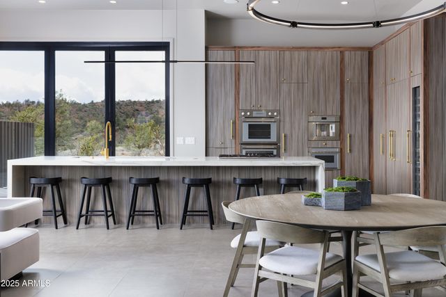 109 SUMMIT Way, Sedona, AZ 86336