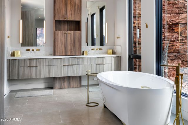 109 SUMMIT Way, Sedona, AZ 86336