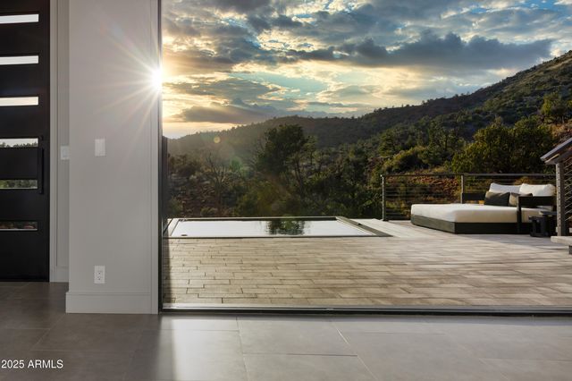 109 SUMMIT Way, Sedona, AZ 86336
