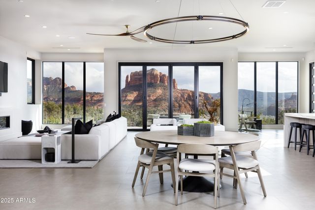 109 SUMMIT Way, Sedona, AZ 86336