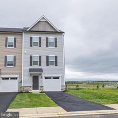 87 GRAND PALACE DR, Charles Town, WV 25414