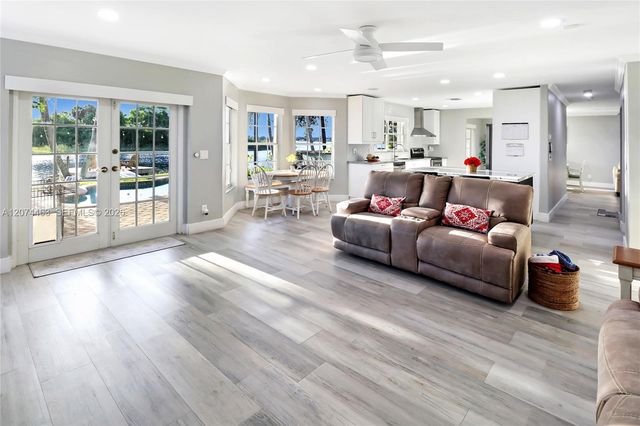 1108 NW 180th Avenue, Pembroke Pines, FL 33029